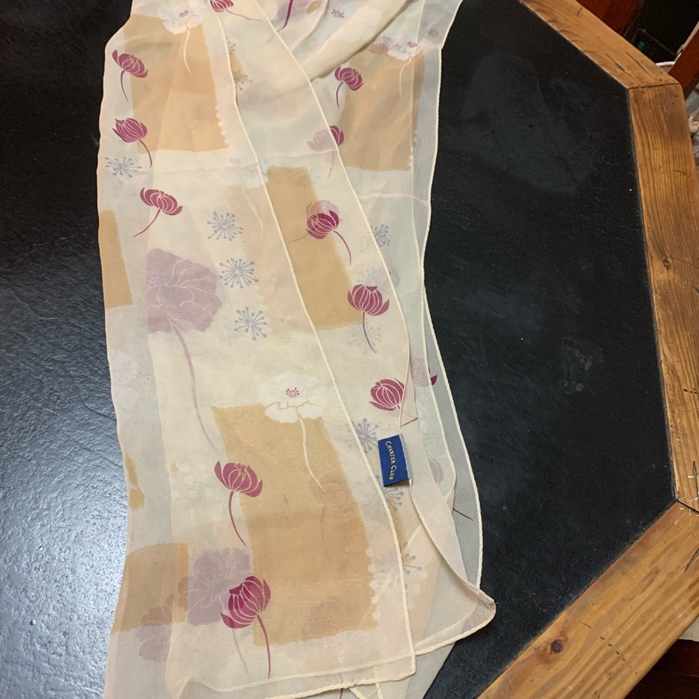 Ladies scarf
